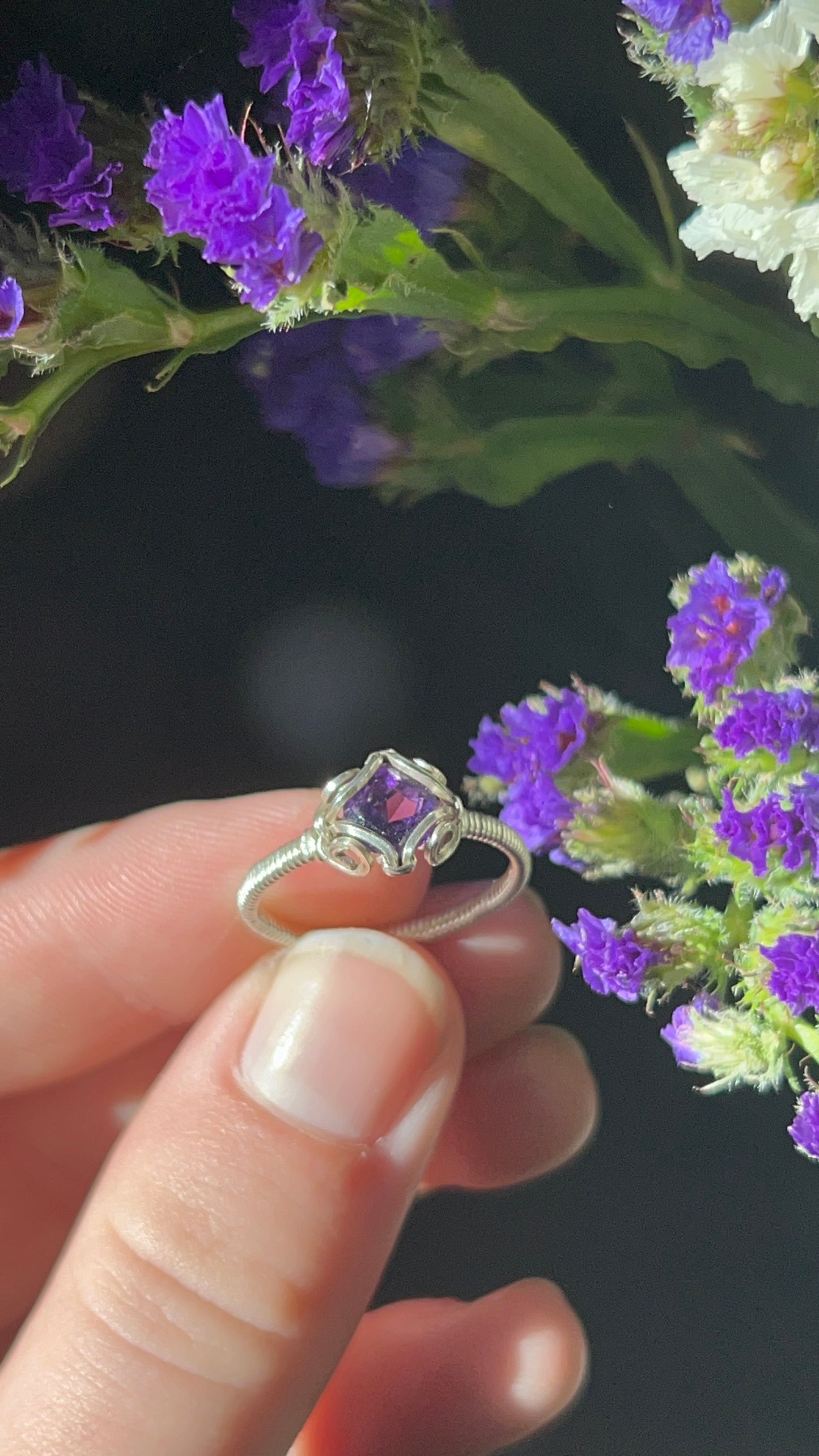 pretty amethyst ring in sterling silver size 6.5